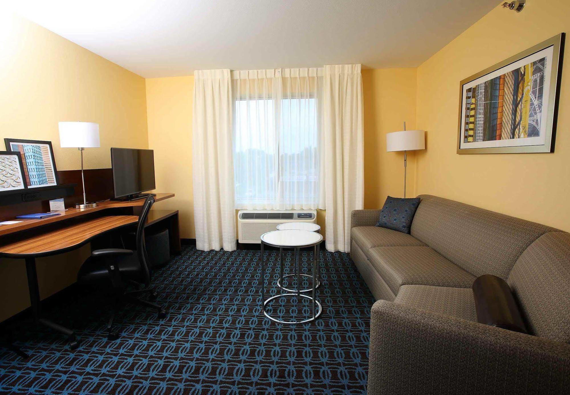 Fairfield Inn & Suites By Marriott East Grand Forks Buitenkant foto